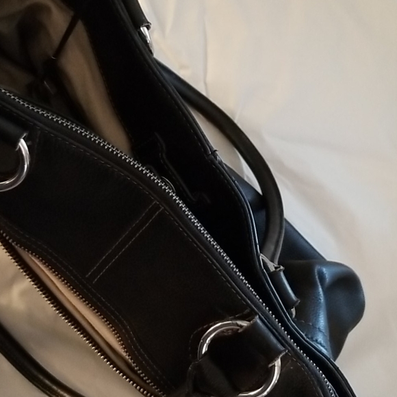 Liz Claiborne purse - Picture 9 of 10